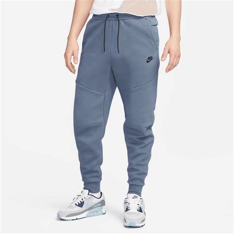 Nike Sportswear Tech Fleece (CU4495) 